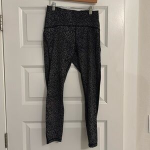 Lululemon black and white dot cropped leggings
